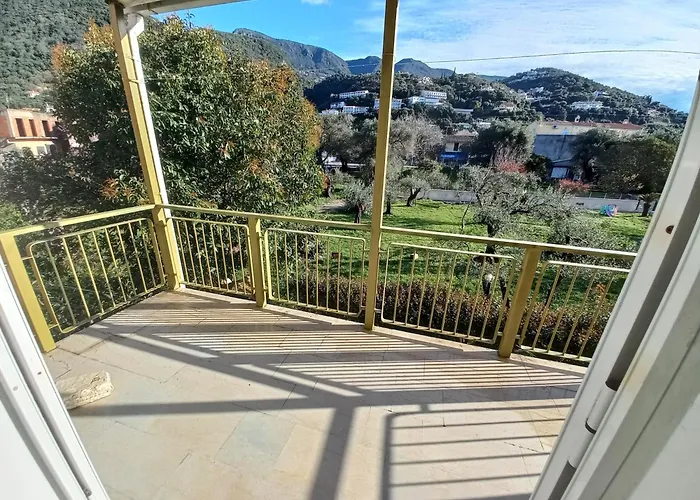 Appartement Ipsos Apartment *